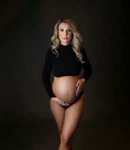 pregnancy photos in studio